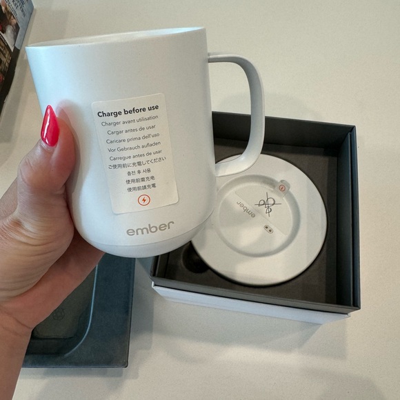 Ember Smart Mug Temperature Control Mug 2 - 10oz White - New in Box - Picture 6 of 7